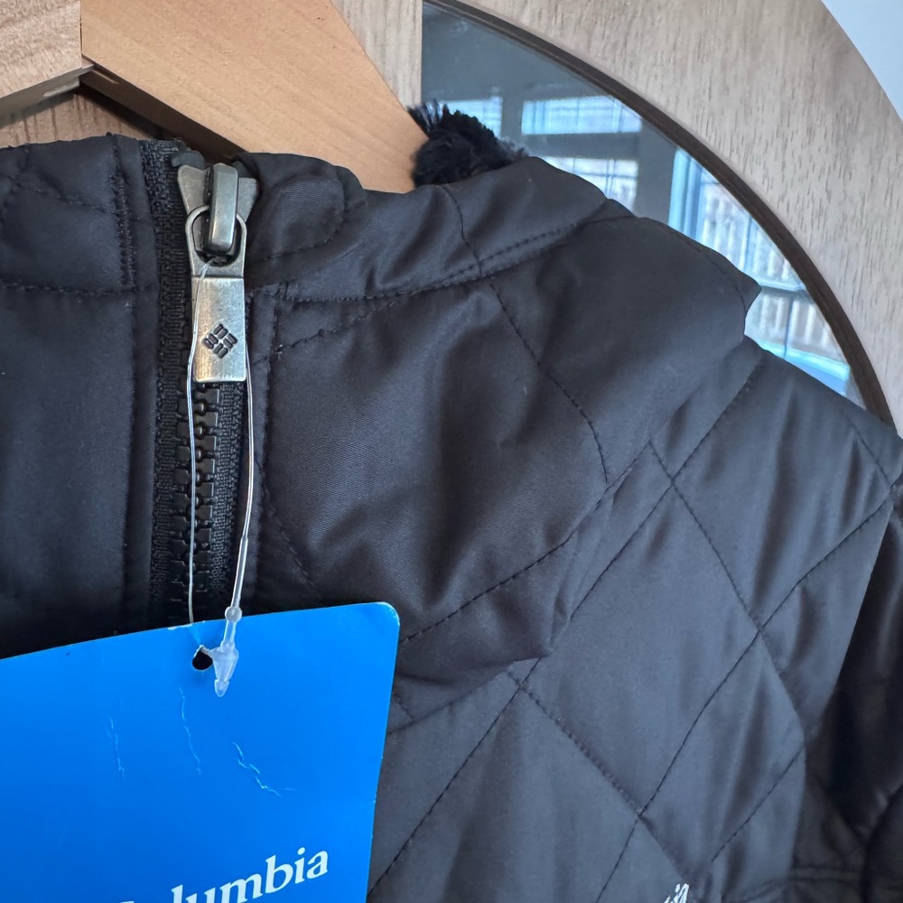 NWT Women’s Columbia Charcoal Quilted Jacket - Picture 3 of 9